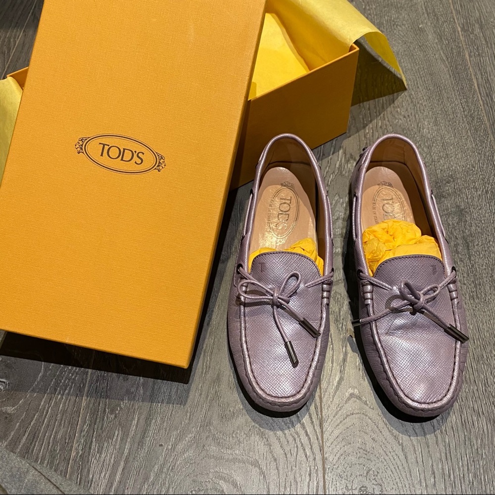 Tod’s in leather purple